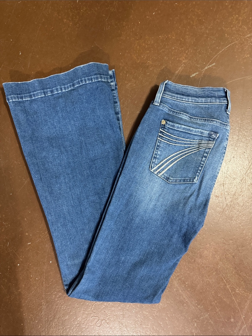 7 For All Mankind Blue Dojo Flare Jeans - Mid Denim Wash